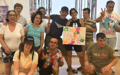 Final de curs de llars-residències amb sessió de ioga